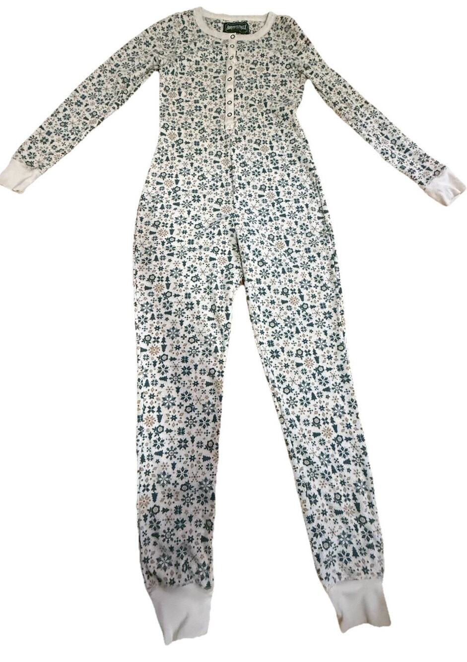AMERICAN EAGLE Woman’s One Piece Ivory Holiday Pajamas Size Small Petite